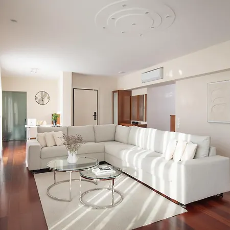Lassani Penthouse