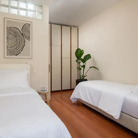 Lassani Penthouse شقة
